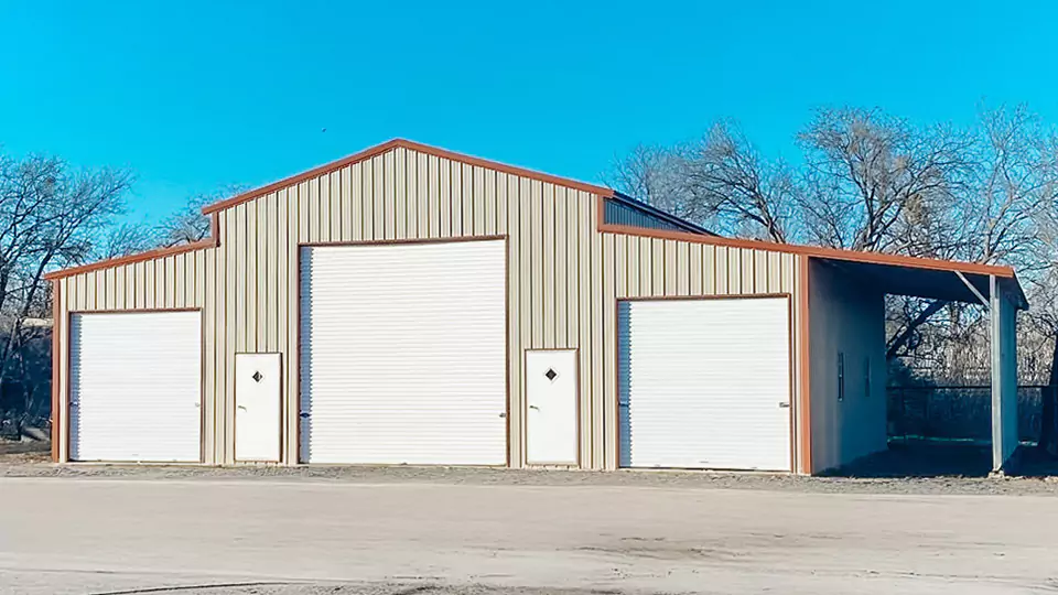 ばんさん　90-12k 46'x30'x12 Barn Witih Open Lean To | Get Carports